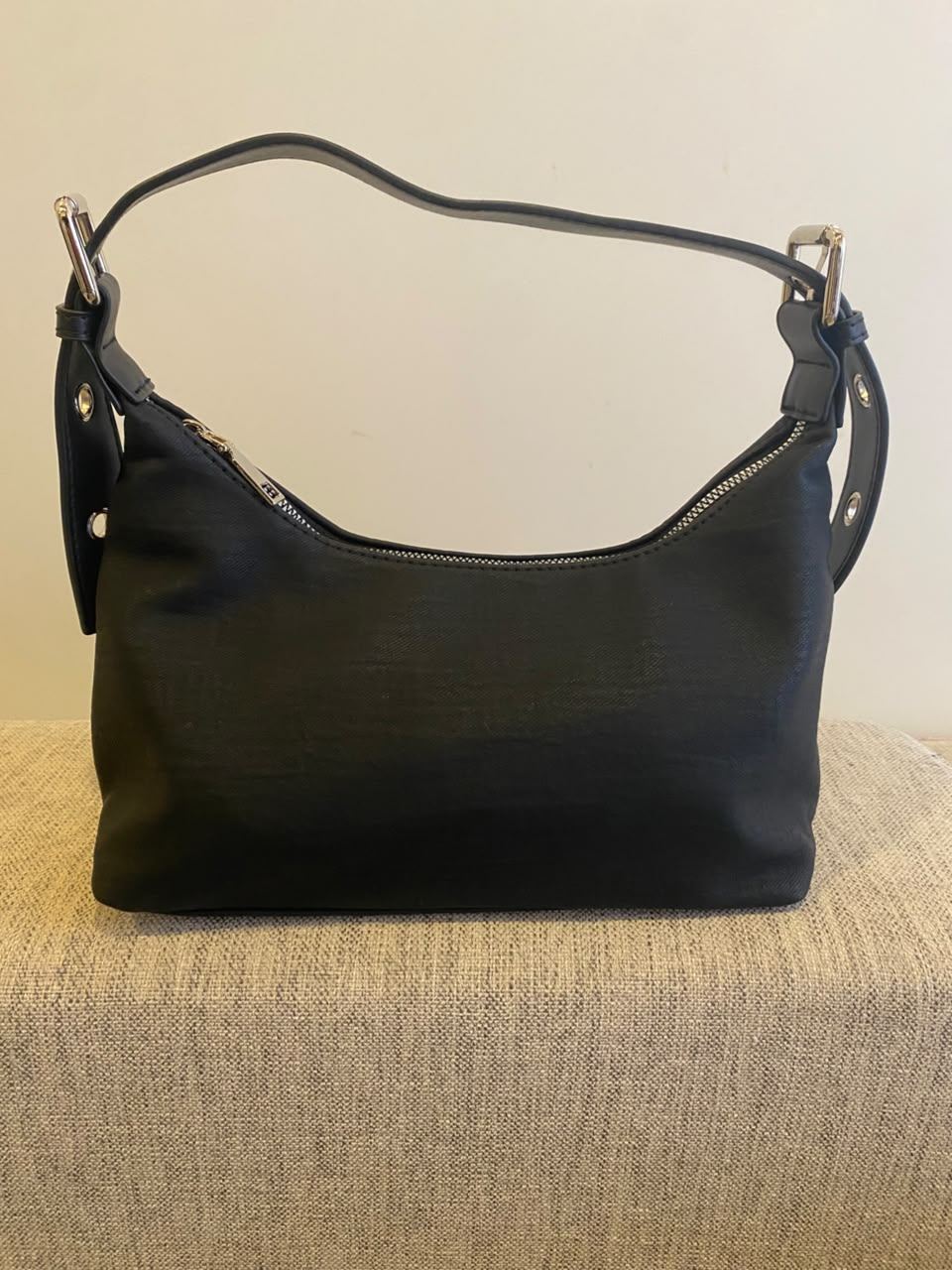 Estilo Hobo/ SHOULDER BAG — ALBA Indumentaria